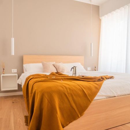 The Best Rent - Modern Apartment Near Corso Buenos Aires Milano Eksteriør billede