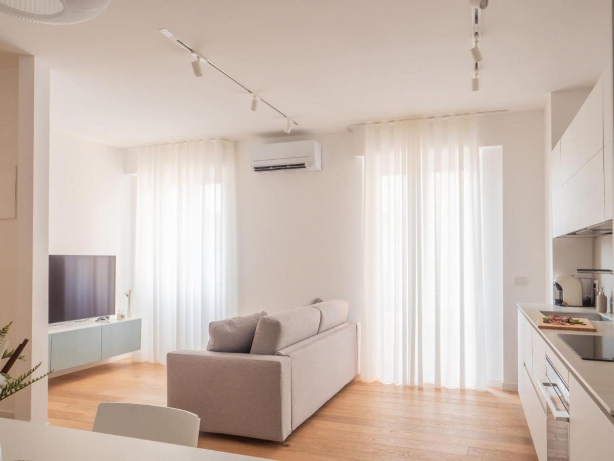 The Best Rent - Modern Apartment Near Corso Buenos Aires Milano Eksteriør billede