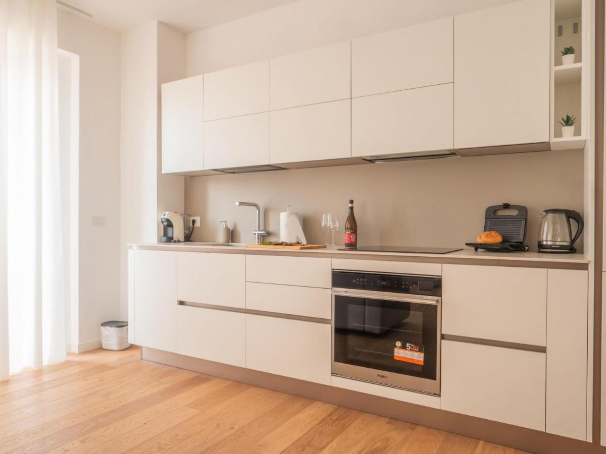 The Best Rent - Modern Apartment Near Corso Buenos Aires Milano Eksteriør billede