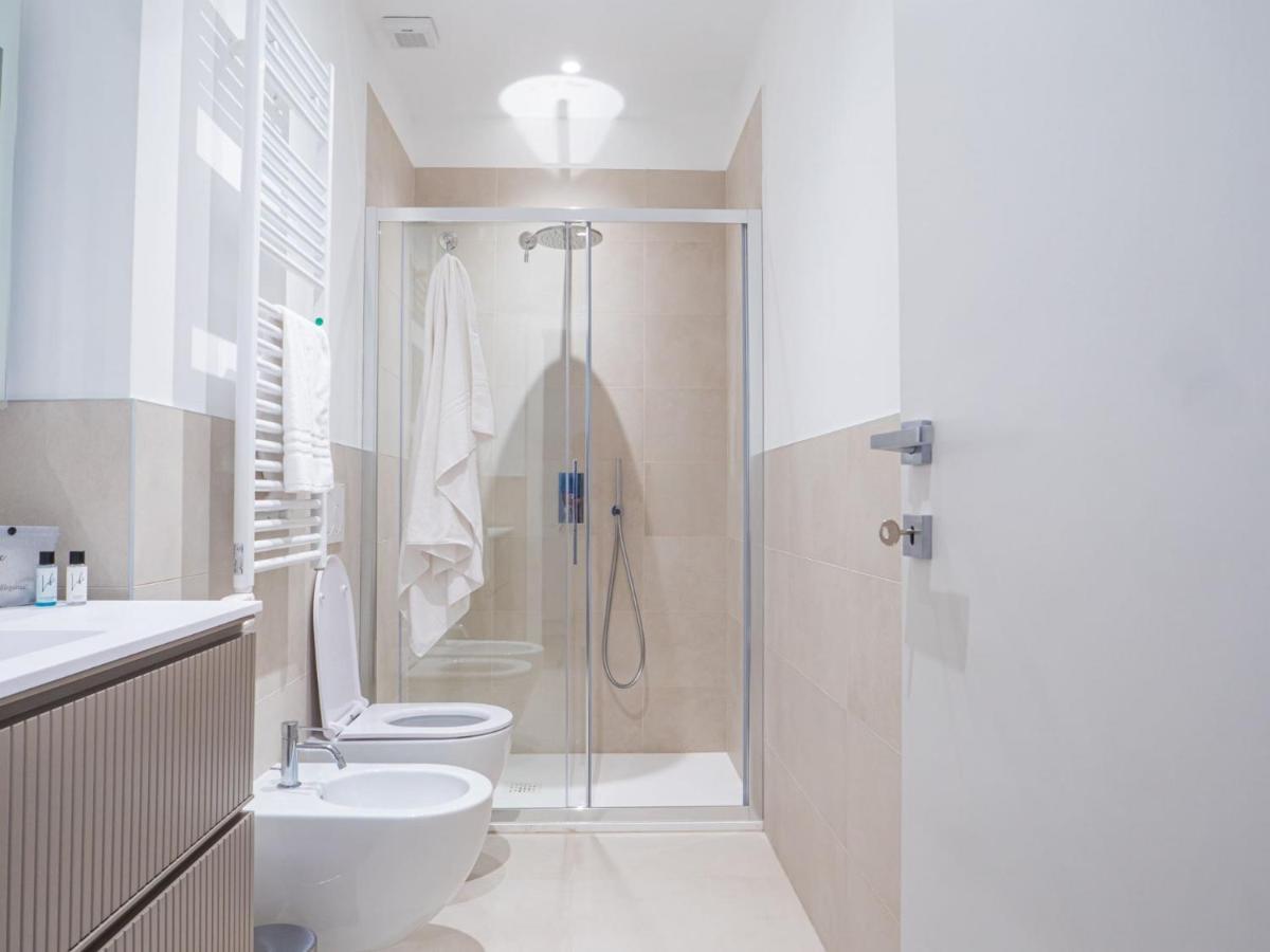 The Best Rent - Modern Apartment Near Corso Buenos Aires Milano Eksteriør billede
